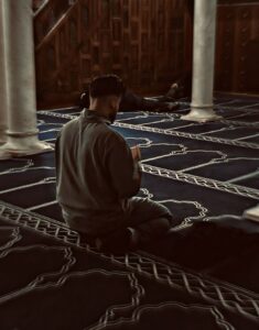 مسلم  𝒎𝒐𝒔𝒍𝒆𝒎