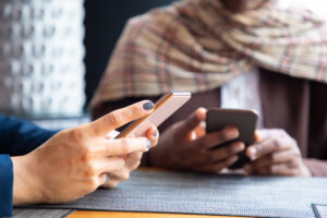 مجموعات واتساب الإسلاميات والقرآن الكريم: بوابتك نحو المعرفة الروحية